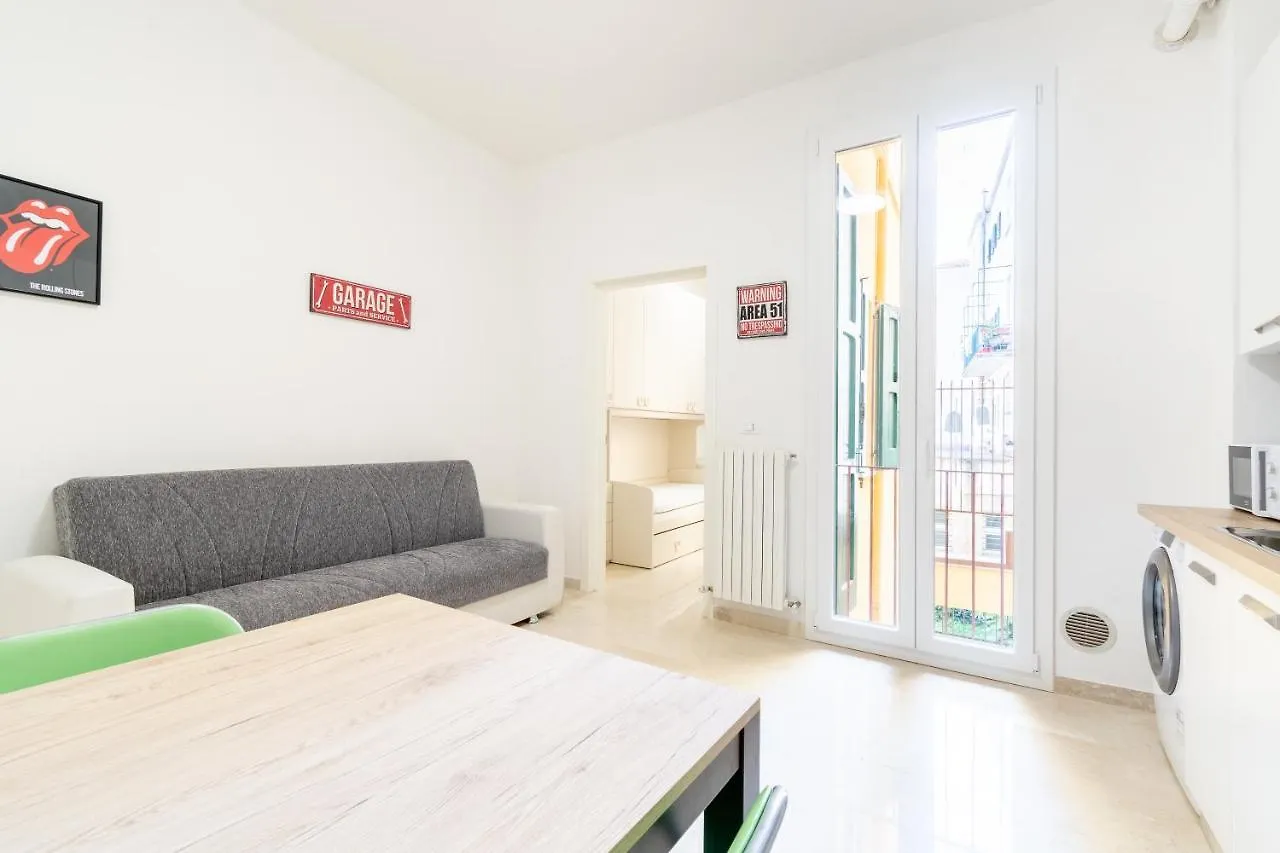 Housmart San Carlo 17 Apartment Bologna