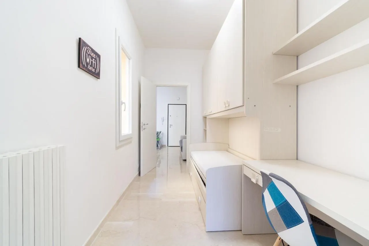 Housmart San Carlo 17 Apartment Bologna